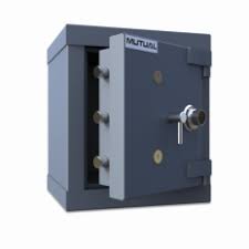 SAFE 65LT CAT4 ,LS65 STD SAFE LS65C4STD ,Combanation and 2 key locks Highly recommended by insurance industry 90mm body 80mm door height 685mm width 585mm depth 535 weight 360kg internal measurements height 500mm width 400mm depth 325mm 65liters SAFE0042